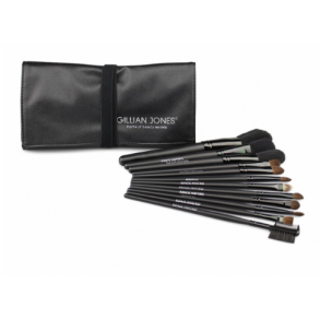 MAKEUP BRUSHES